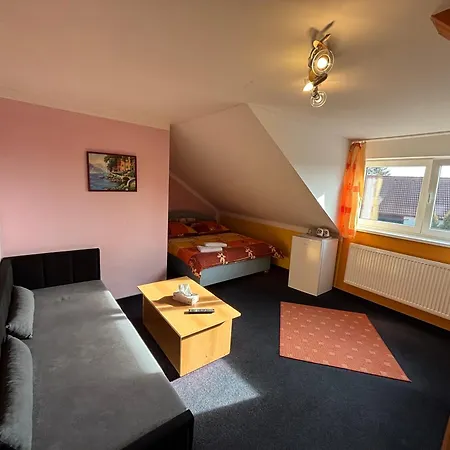 Guest house A Autokemp Wolf
