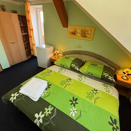 Guest house A Autokemp Wolf 3*