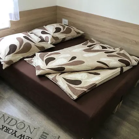 Guest house A Autokemp Wolf 3*